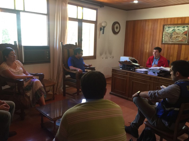 Autoridades se reúnen para buscar solución a inundaciones de Av. San Juan Autoridades se reúnen para buscar solución a inundaciones de Av. San Juan