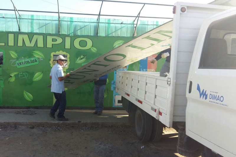 Municipalidad retira Punto Limpio de Av. San Juan por insalubridad