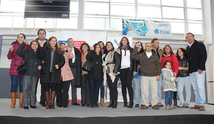 Más de 300 familias machalinas recibieron las llaves de su casa propia