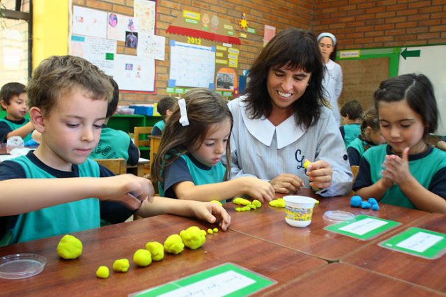 Colegio La Cruz destaca como el mejor colegio de la comuna en Prueba Simce
