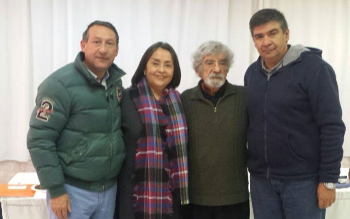 Profesores de Machalí se capacitaron en seminario realizado por Humberto maturana