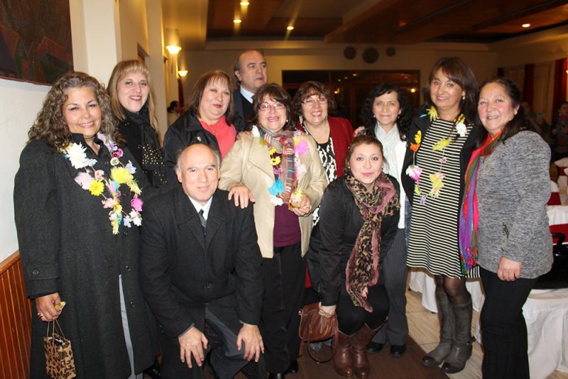 Comunidad educativa de Machalí despidió a profesores que se acogieron a retiro