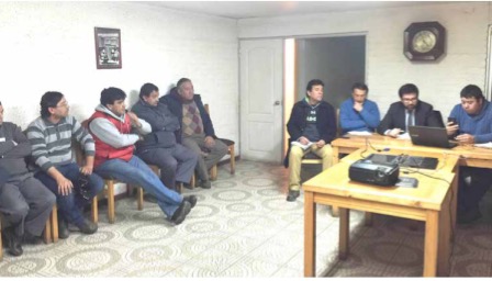 Micreros se declaran en estado de alerta y amenazan con paro