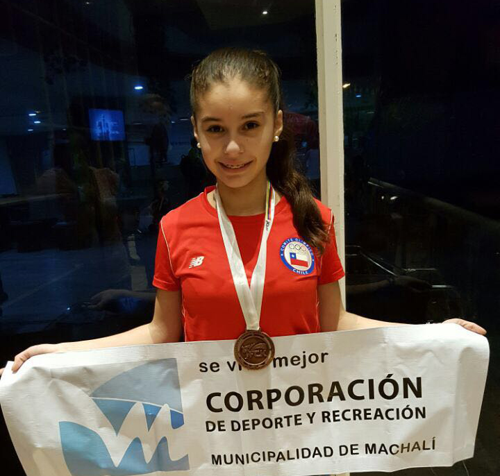 Joven karateca machalina obtiene bronce en Sudamericano de Colombia