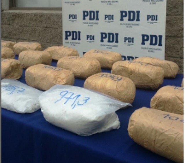 Tres chilenos y un boliviano detenidos por tráfico de cocaína base en Machalí