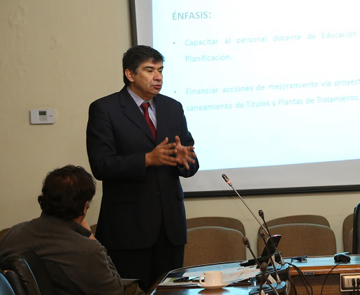 Seremi de Educación expone en CORE  sobre inversión en escuelas y liceos públicos