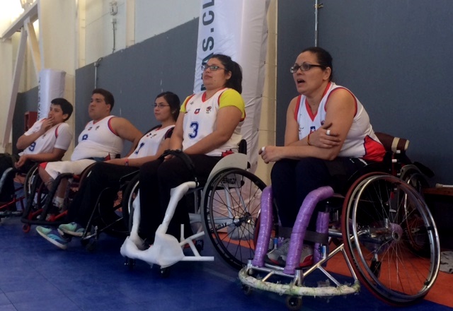 Selección chilena de “Básquetbol en Silla de Ruedas” maravilló a los machalinos