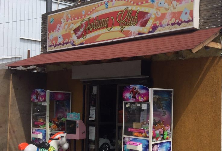 Roban local de máquinas tragamonedas de Plaza de Armas de Machalí