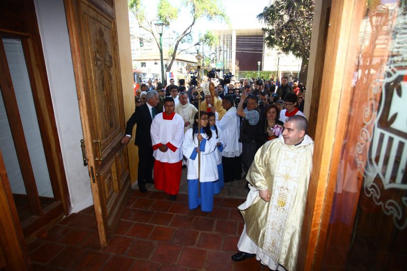Reinauguran Iglesia La Merced tras remodelación post terremoto