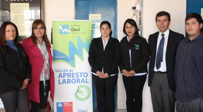 Alumnos de liceos técnicos se capacitan para conseguir un puesto laboral