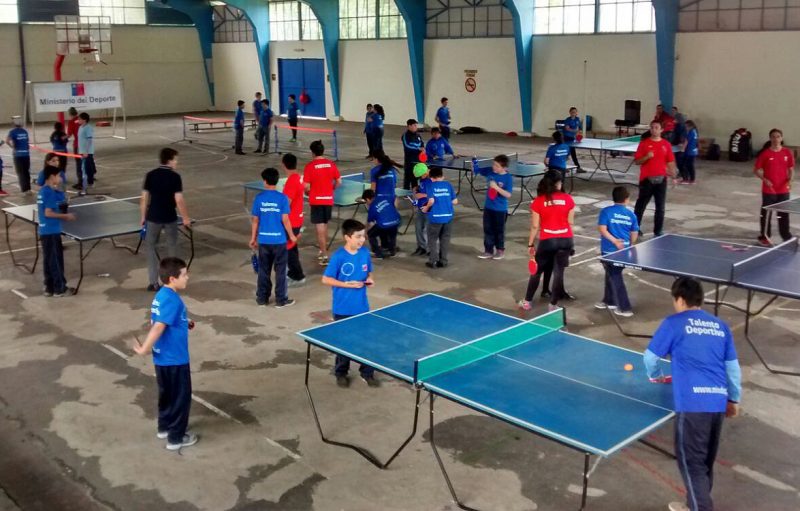Niños coyinos participaron de clínica deportiva de tenis de mesa