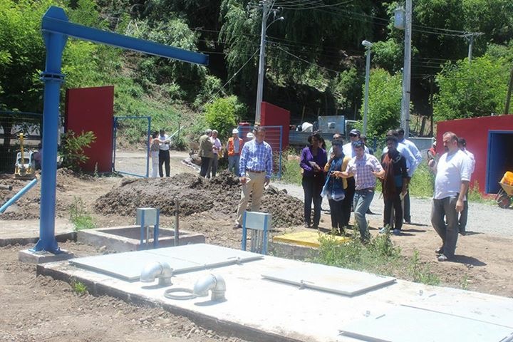 Profesionales de Haití conocen experiencia del proyecto de alcantarillado de Coya