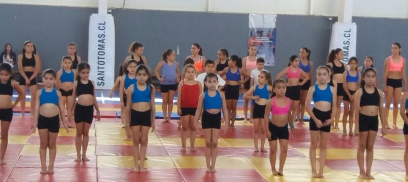 Gimnasia artística de Machalí cerró el 2016 con gran presentación
