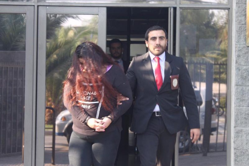 PDI detiene a hermanas que perpetraron asalto con cuchillo a joven machalina