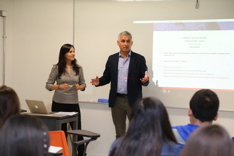 Intendente invita a alumnos de la UOH a participar en el próximo Censo