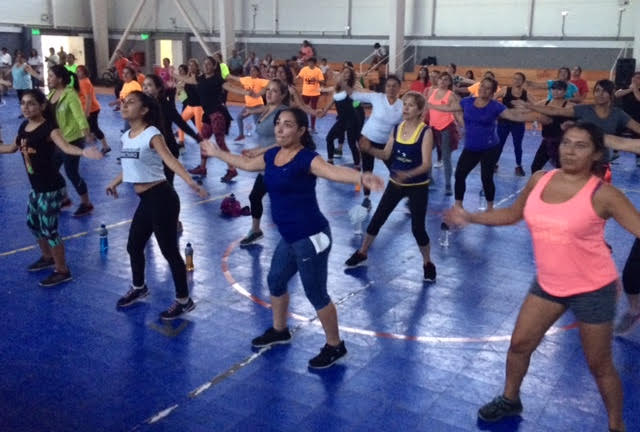 Machalí celebró con ritmo de zumba a sus mujeres