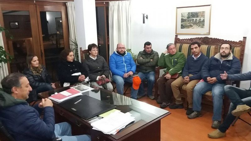 Movimiento por una Conectividad Responsable se reúne con el alcalde Urrutia