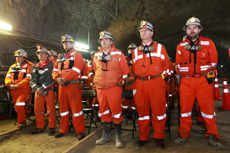 Trabajadores dan el adiós a Mina Teniente 4 Sur