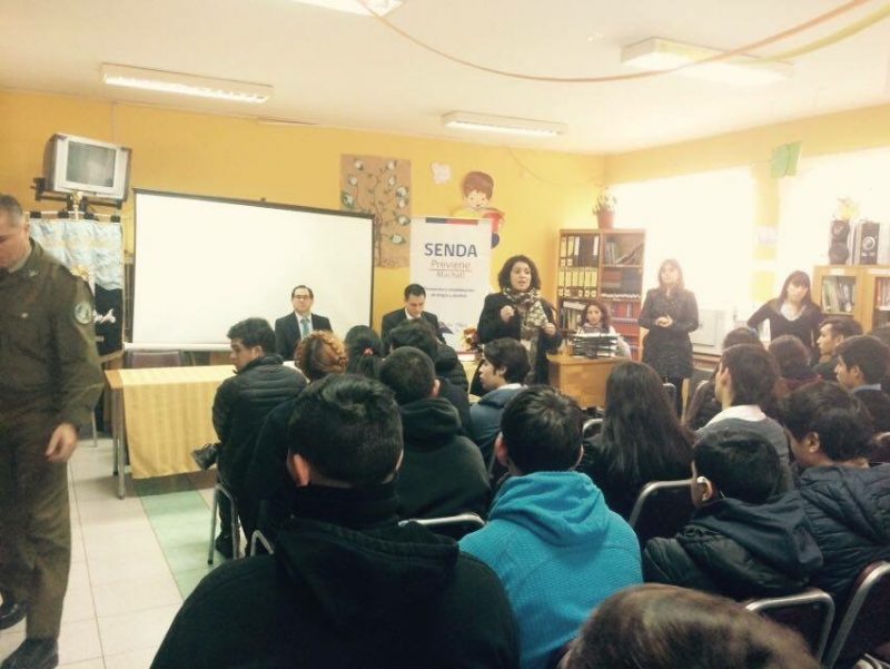 Alumnos del Liceo de Machalí aprenden sobre las leyes de Drogas y de Responsabilidad Penal Adolescente Alumnos del Liceo de Machalí aprenden sobre las leyes de Drogas y de Responsabilidad Penal Adolescente