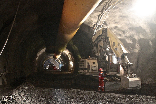 Diputado Ricardo Rincón llamó a Codelco a transparentar contratos de asignación directa