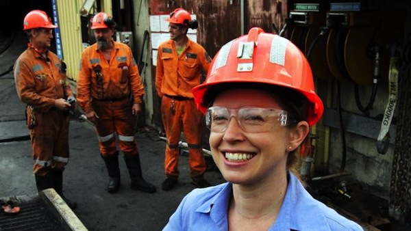 Concurso busca premiar a las mujeres mineras