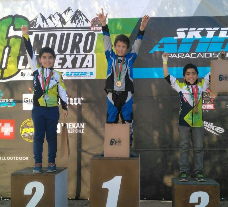Pequeños bikers machalinos destacan en una nueva fecha regional