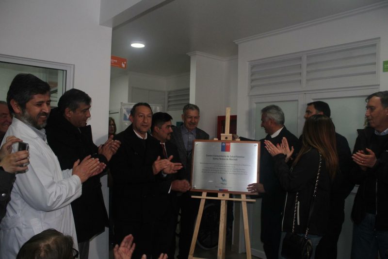 Autoridades inauguran nuevo Cecosf de Machalí