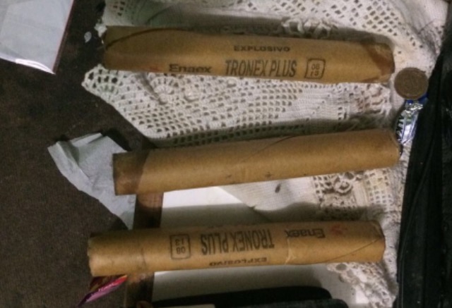 Incautan cartuchos de dinamita en operativo de drogas
