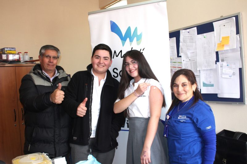 Salud Machalí comenzó la vacunación escolar 2017