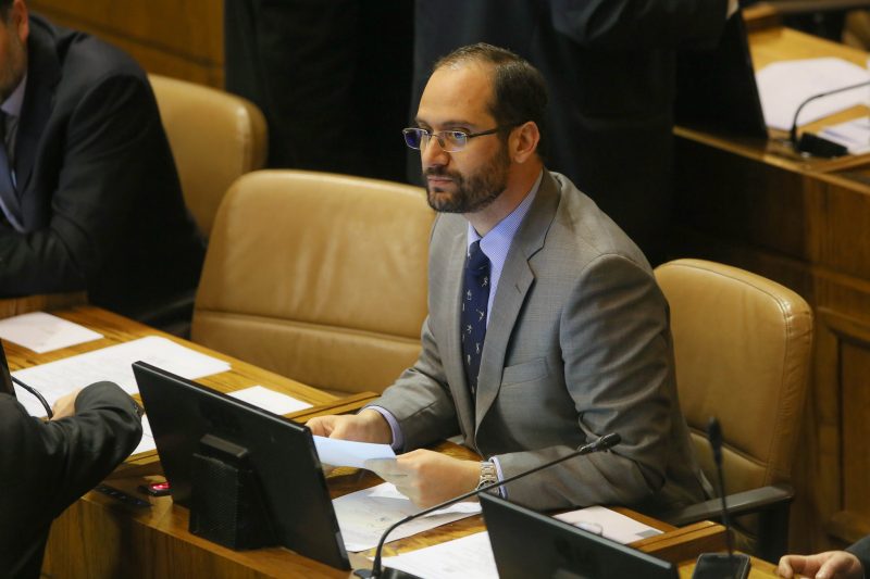 Emplazan al ministro de Justicia a poner urgencia a la “Ley Joaquín”