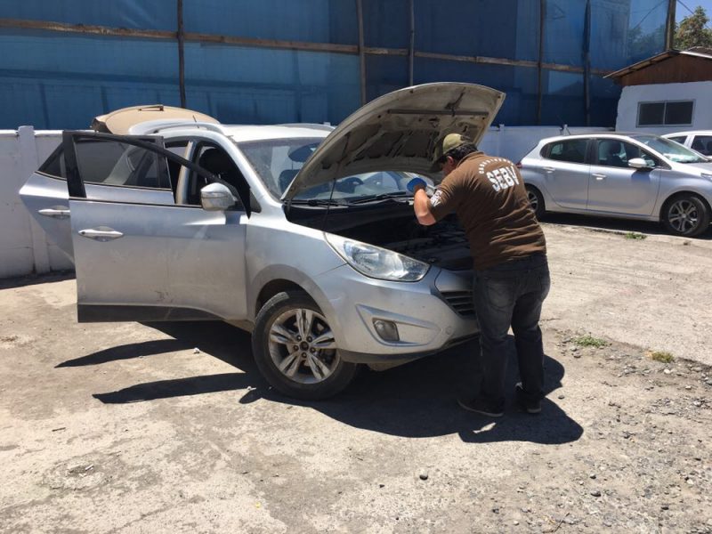 Carabineros recupera auto comprado que mantenía prenda y evitan estafa