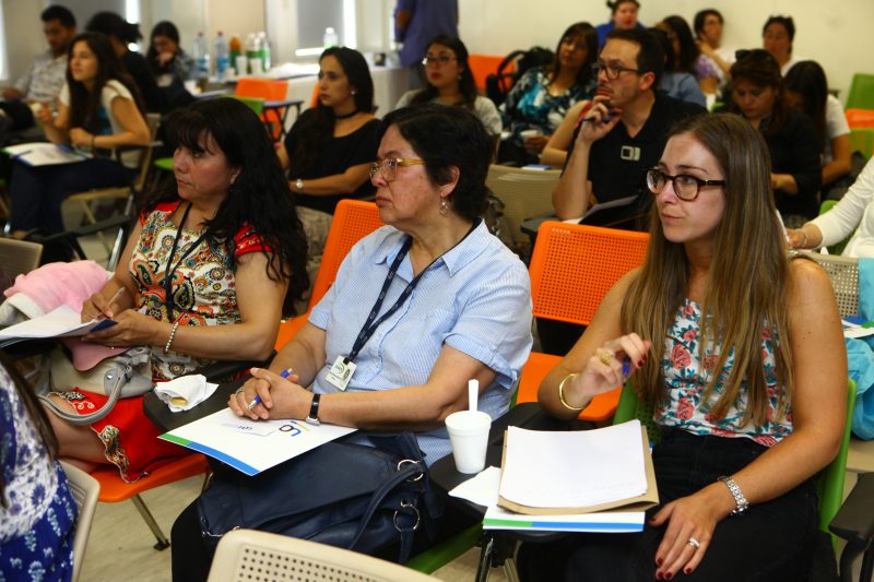 Universidad de O´Higgins y Fundación para la Superación de la Pobreza realizaron seminarios sobre salud mental