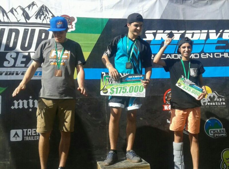Pequeños bikers machalinos cierran el año en lo más alto del enduro regional