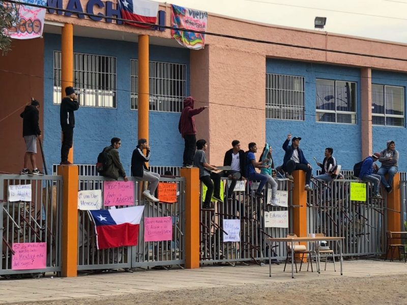 Conflicto en el Liceo de Machalí llegaría hasta la Comisión de Educación de la Cámara
