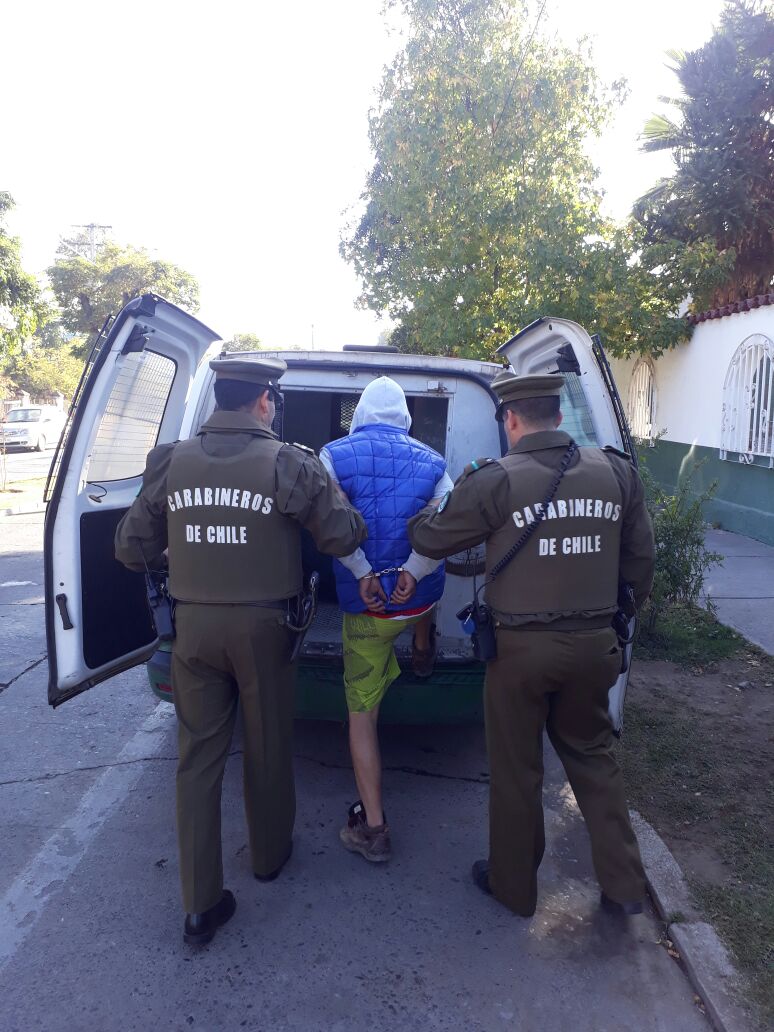 Joven machalino es detenido con droga y luego intentó sobornar a carabineros