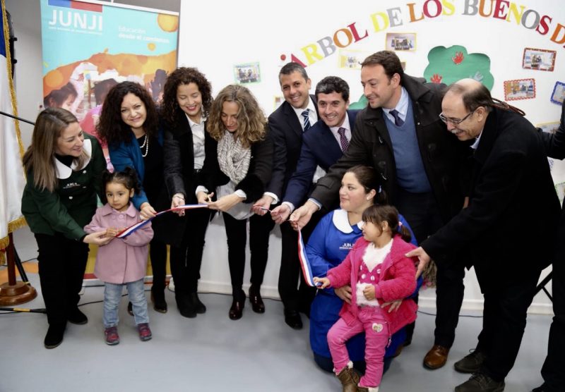 Autoridades inauguran el Jardín Infantil y Sala Cuna de Peor es Nada