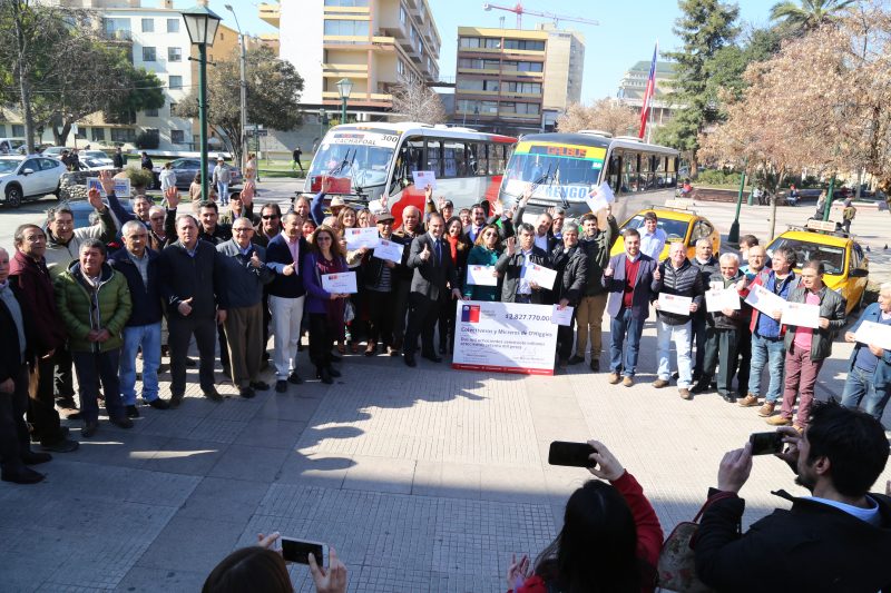 SUBSIDIO AL TRANSPORTE PÚBLICO: Gobierno entregó más de 2 mil 800 millones de pesos para renovar micros y colectivos