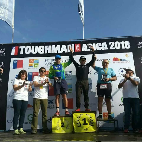 TRIATLETA MACHALINO OTRA VEZ SUBIÓ  AL PODIO DE LOS TRIUNFADORES