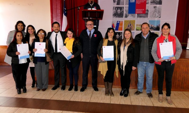 Familias de Machalí felices al recibir subsidios de mejoramiento de vivienda del MINVU