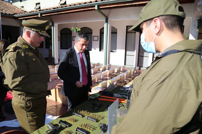 Carabineros logra captura de banda criminal que asaltó camión repartidor de cigarrillos