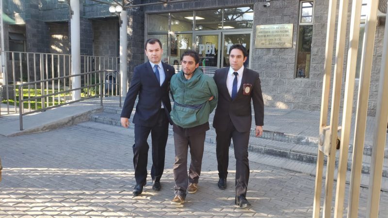 PDI detiene a extranjero con cables de fibra óptica robados