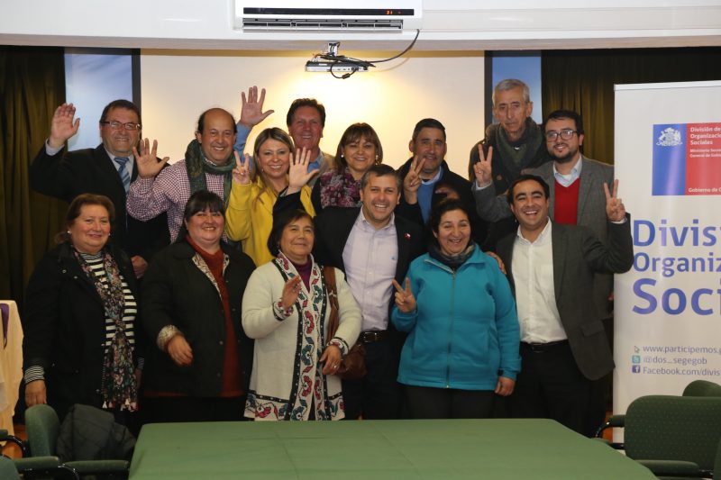 Intendente Masferrer se reúne con dirigentes vecinales de todo O’Higgins