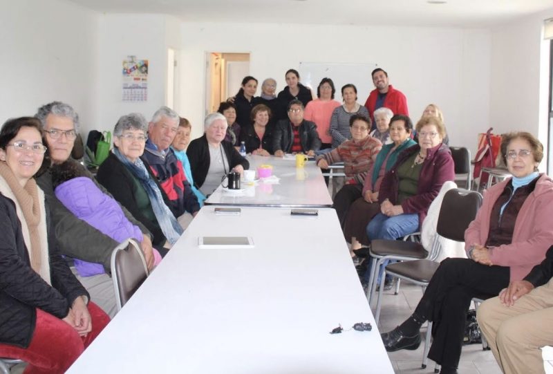 Salud Machalí educa a adultos mayores sobre el  uso racional de medicamentos