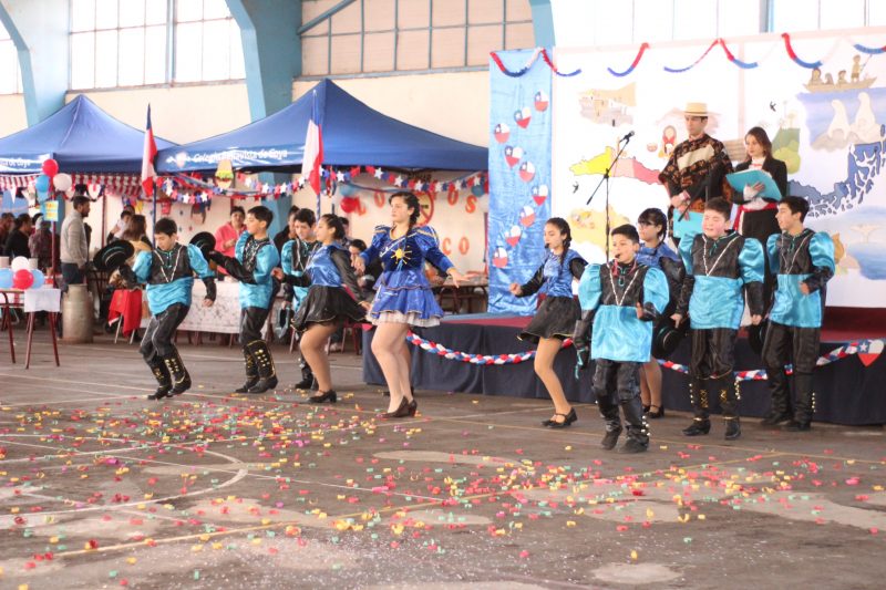 Con gran éxito se realizó la celebración del Sábado Criollo del Colegio Bellavista Coya