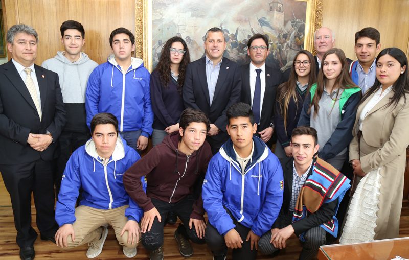 Alumnos de O’Higgins perfeccionarán sus conocimientos de agricultura en Nueva Zelanda gracias a la Beca Semillero Rural