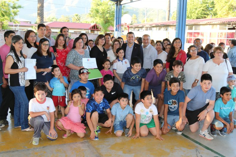 Entregan recursos del Fondo Social Presidente de la República a organizaciones comunitarias