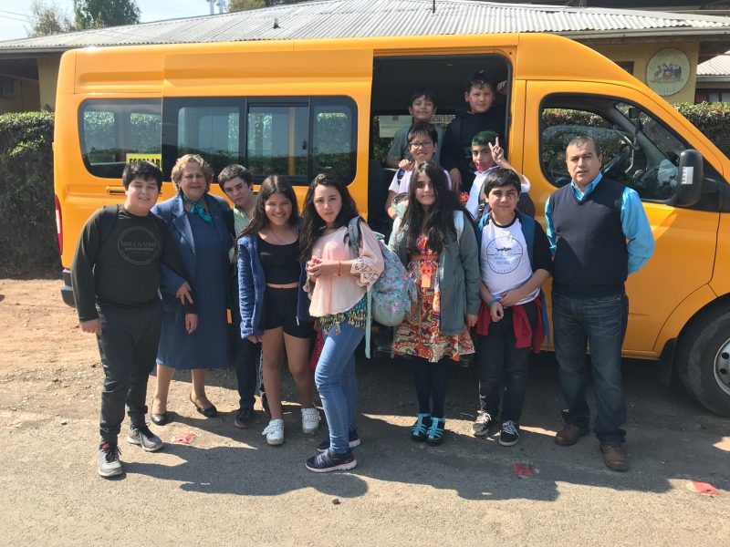 Estudiantes de 24 comunas tendrán transporte subsidiado por el Mineduc