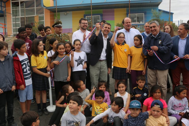 Intendente Masferrer y Alcalde de Litueche inauguran obras en beneficio de la calidad de la educación