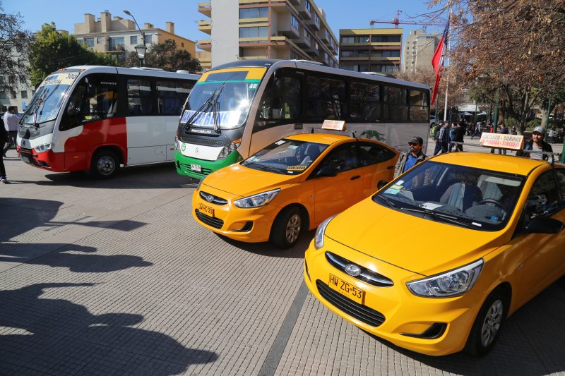 Gobierno Regional entregará $2.500 millones en la renovación de micros y colectivos