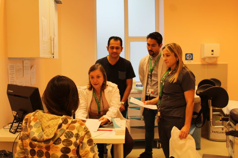 GínecoObstetras del Hospital Regional LBO realizan primer taller de anticonceptivos intrauterinos